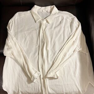 Lush Ivory Casual Coastal Textured Blouse- Drop Shoulder - Narrow sleeve XS